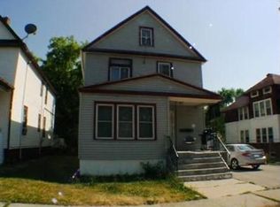 611 Helmholz Ave, Waukegan, IL 60085