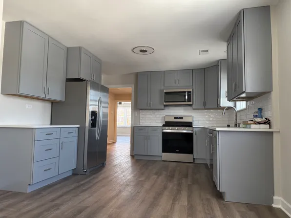 7735 W Addison St Unit 2, Chicago, IL 60634