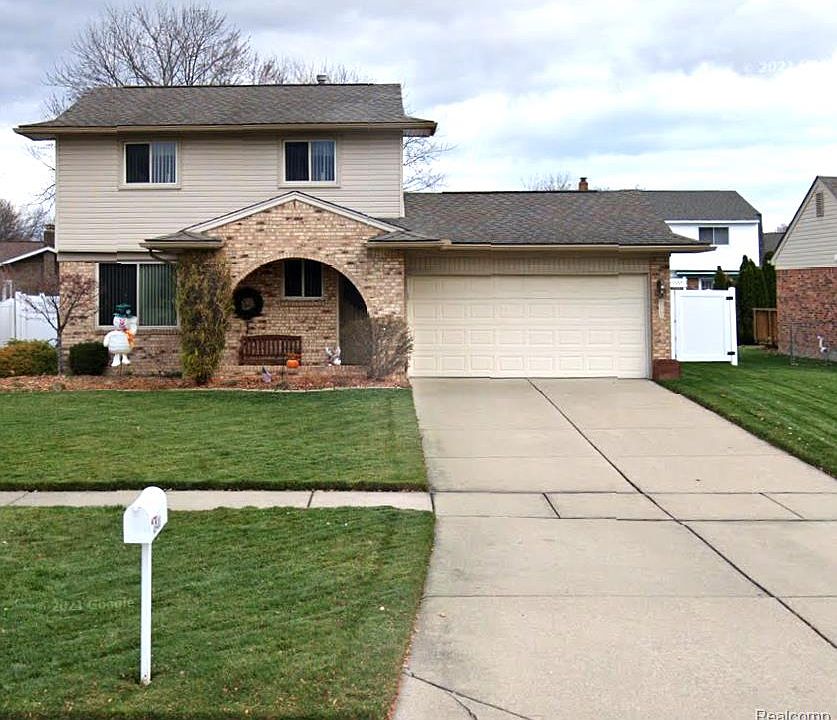 1st image of 46488 Plum Grove Dr