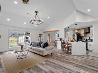 3097 Shadow Green Ln, Lakeland, TN 38002