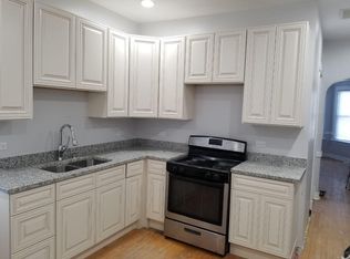 4125 W Henderson St, Chicago, IL 60641