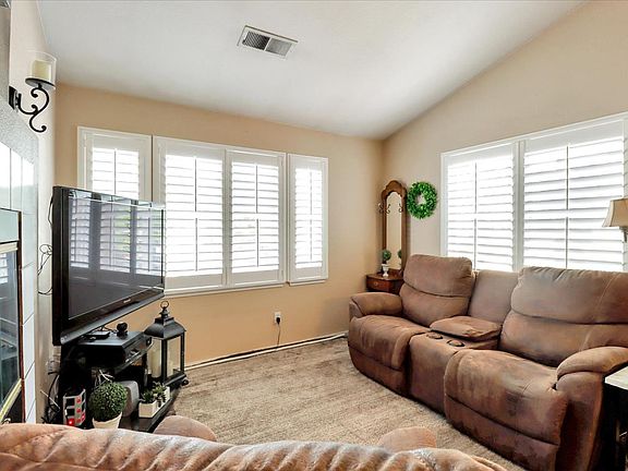 4th image of 6975 Rodling Dr Unit H