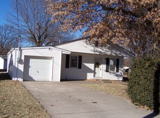 613 S Highland St, Vandalia, MO 63382