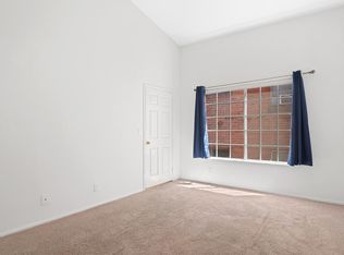 607 N Rossmore Ave APT 202, Los Angeles, CA 90004