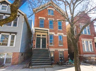 1619 N Mohawk St APT 1R, Chicago, IL 60614