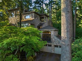 1131 Northshore Rd, Lake Oswego, OR 97034