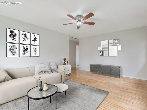 25 Sunset Street, Thomaston, ME 04861