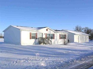 211 6th St, Emerado, ND 58228