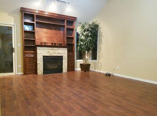 414 Flanagan Cir, Minooka, IL 60447