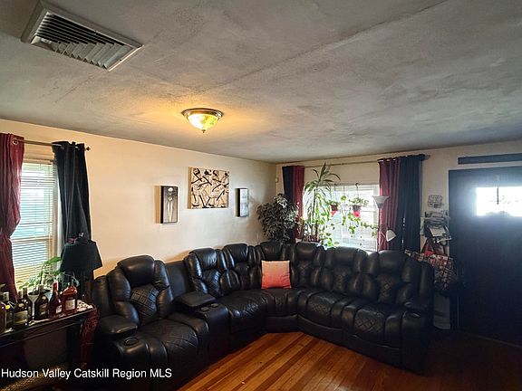 3rd image of 94 O'Neil Street