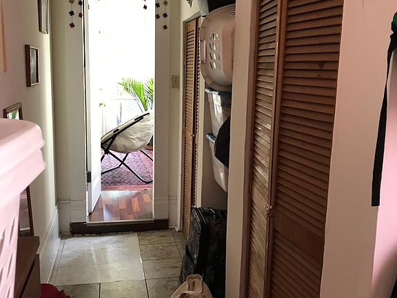 5th image of 1034 S Carrollton Ave APT C