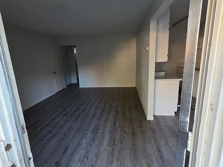 660 S Glassell St #95 — Photo 5