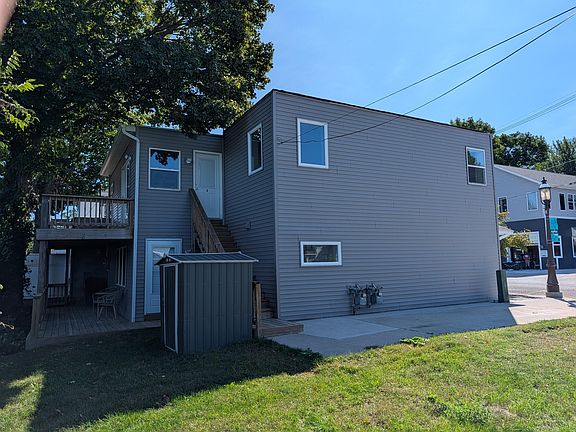 3rd image of 308 E Main St