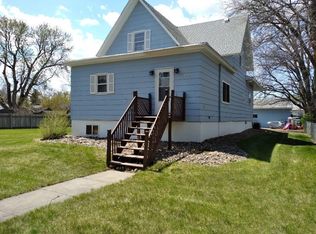 619 Nebraska Ave SW, Huron, SD 57350