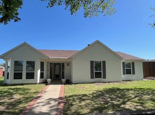 911 Redcedar Way Dr, Coppell, TX 75019