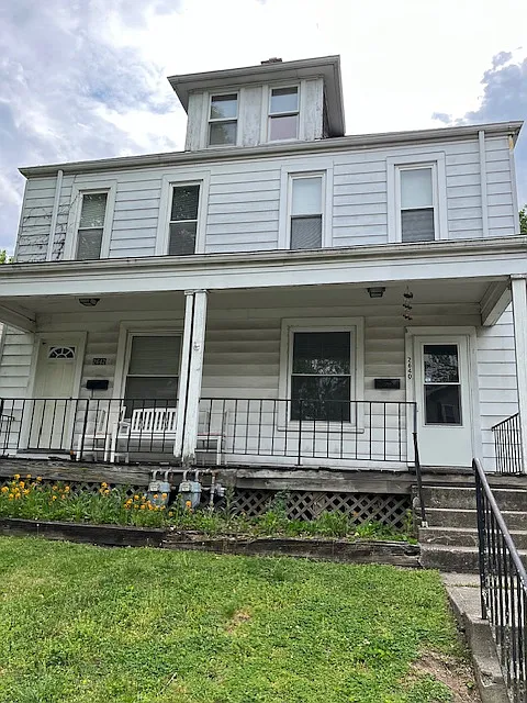 Building Photo - 2640 Dayton Ave