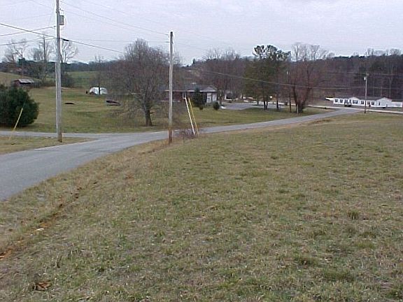 2nd image of 121 Rolling Meadows Dr