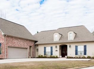851 Sand Fox Run, Madisonville, LA 70447
