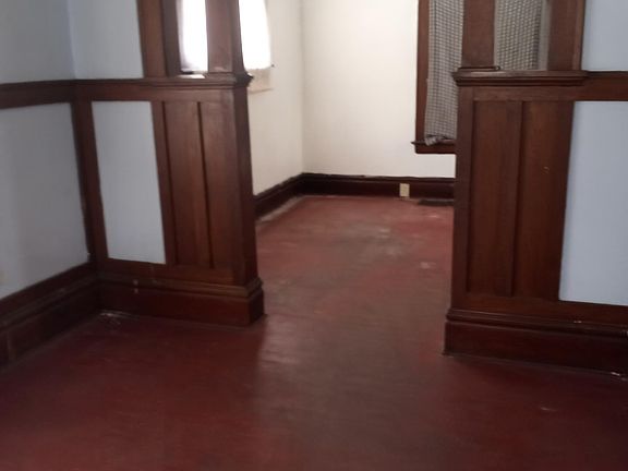 5th image of 1040 Fairbanks Pl