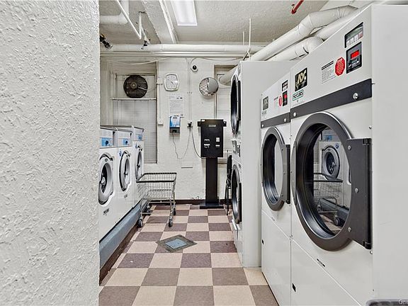 5th image of 3601 Johnson Ave APT 2K