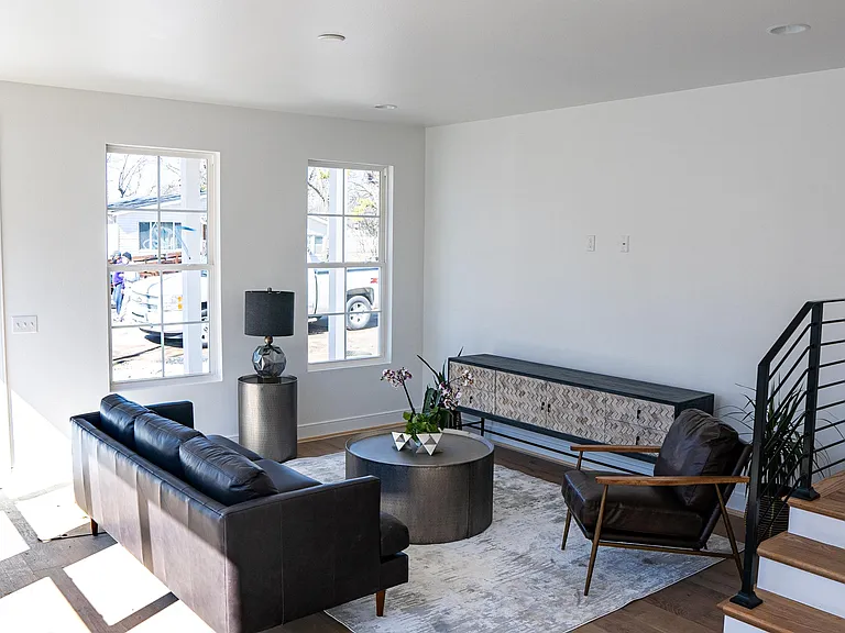 612 S Willow Ave — Photo 4