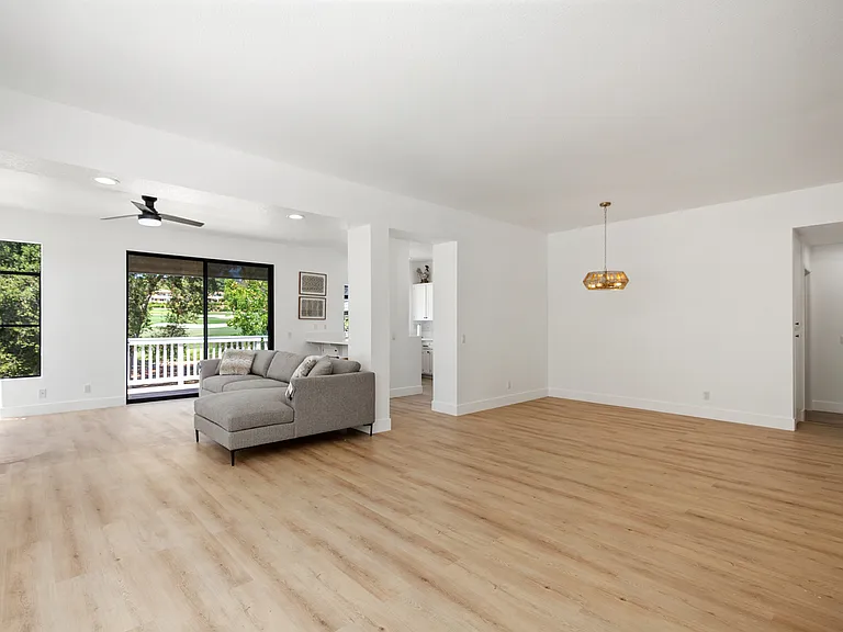 31 Oak Knls — Photo 20
