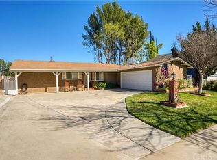 27276 Garza Dr, Santa Clarita, CA 91350