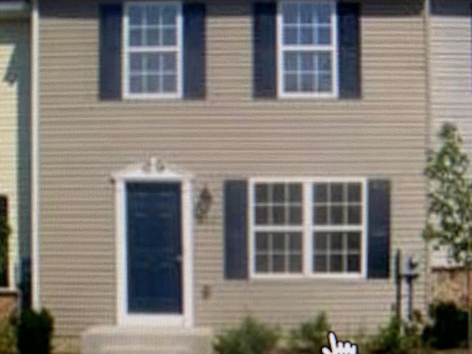 1st image of 214 Eastside Ln