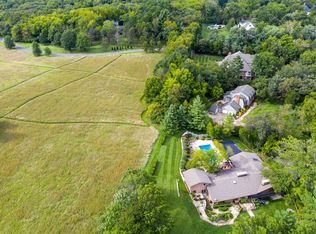 12950 Huntbridge Forest Dr, Saint Louis, MO 63131