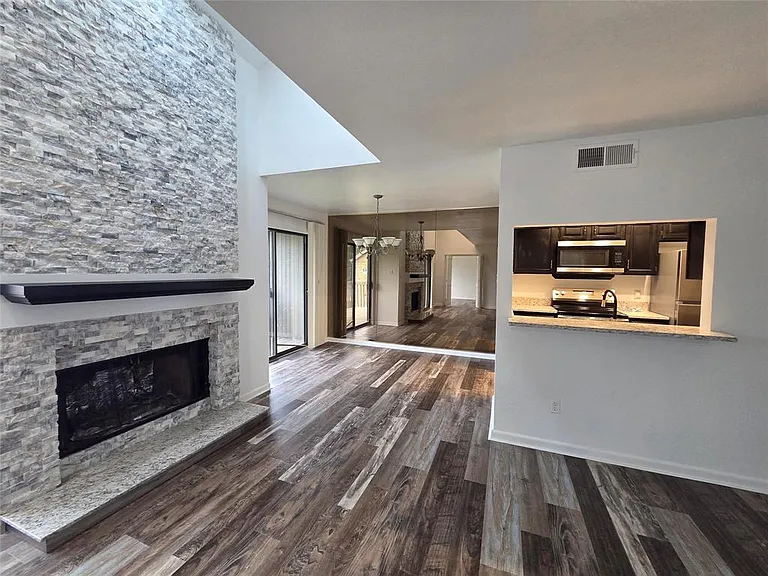 1038 Signal Ridge Pl — Photo 3