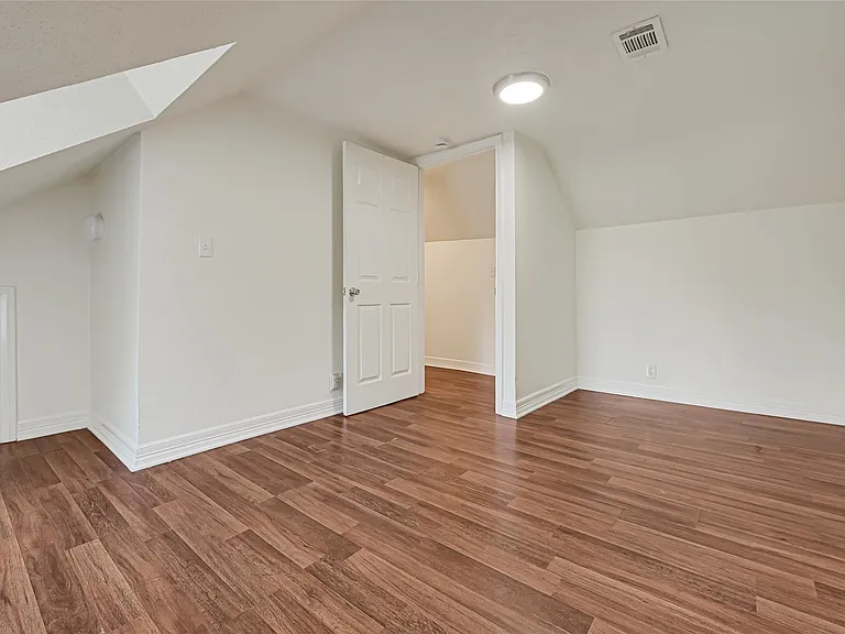 7017 Schley St — Photo 15