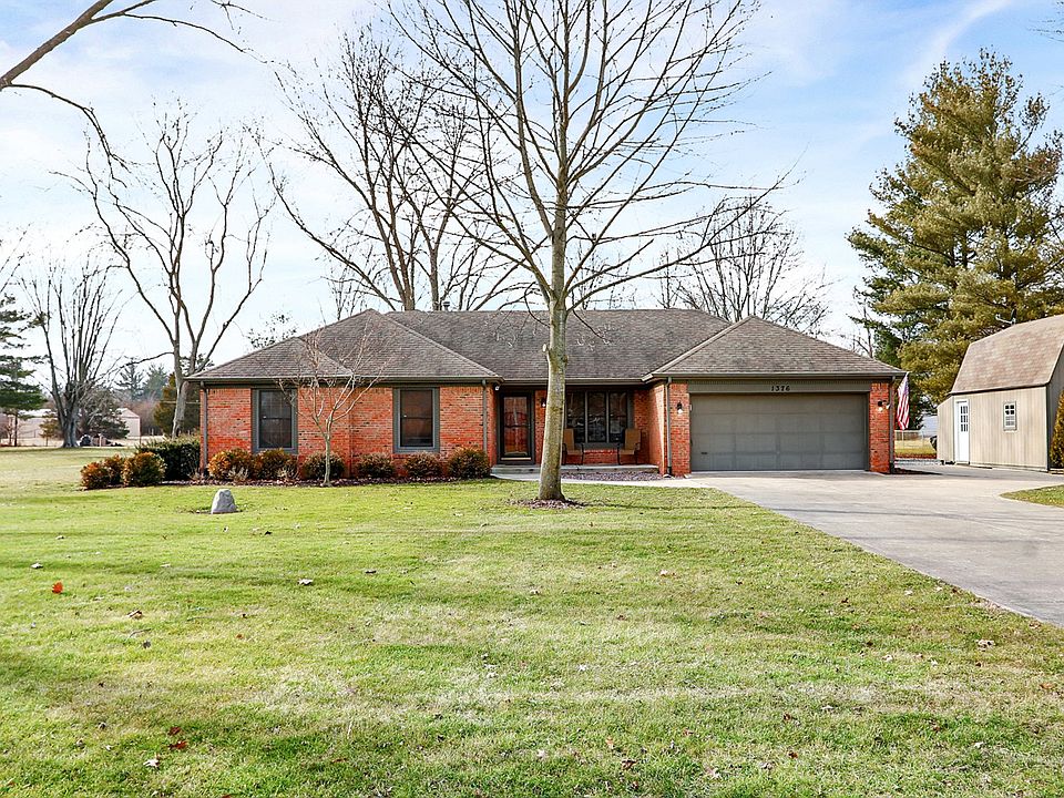 1st image of 1376 N County Road 475 E