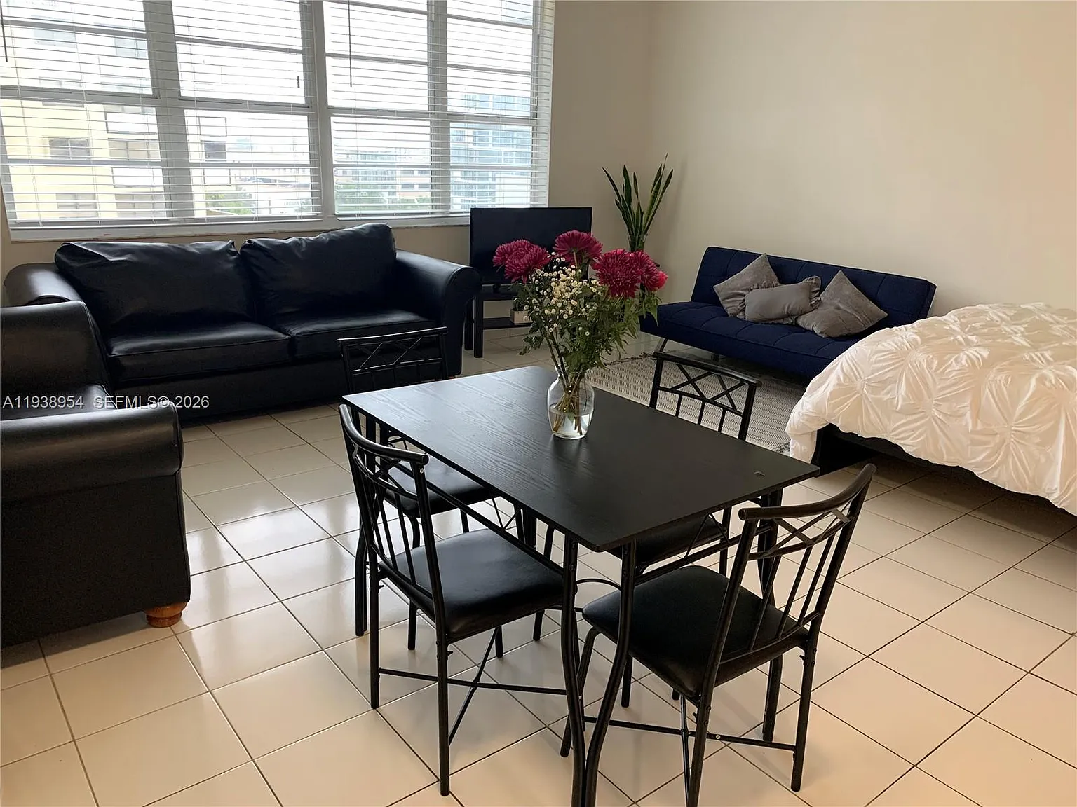 Decoplage Condo — Photo 4