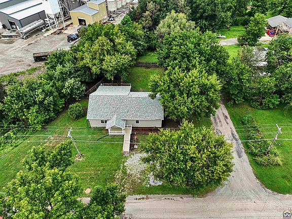 2nd image of 503 Indiana Ave