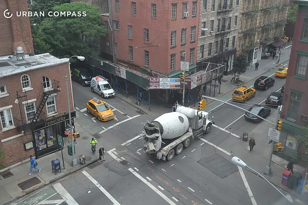 Rented by Compass | media 21