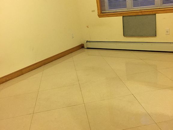 4th image of 4307 48th St