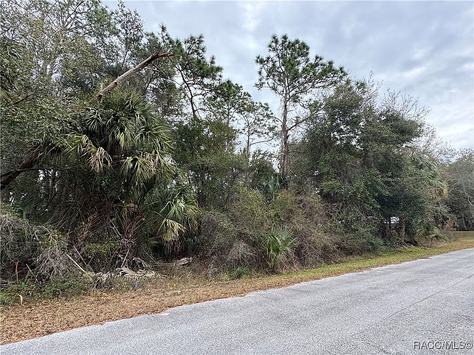 2nd image of 5749 N Brookgreen Dr