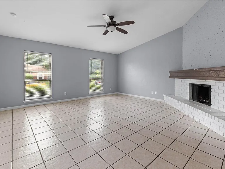 1105 Joshua Tree Dr — Photo 22