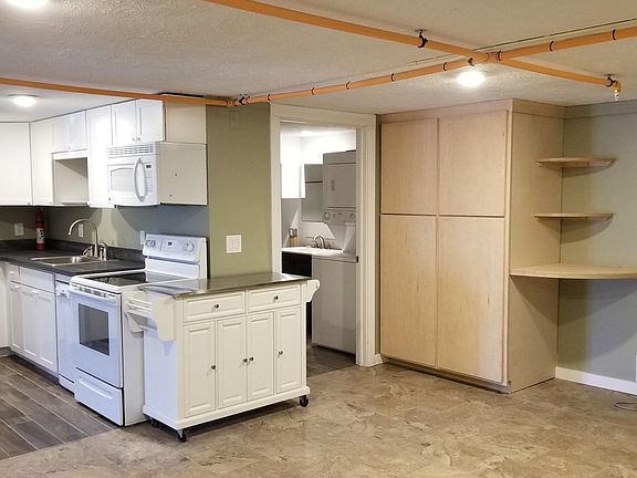 Kitchen, door to bathroom, Dining room pantry