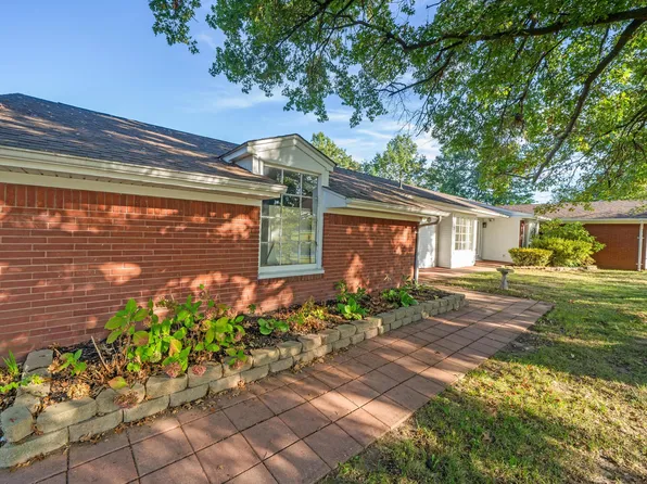 14359 S Dixie Hwy, Monroe, MI 48161