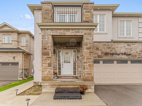 3rd image of 152 McCabe Ave