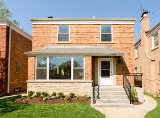 7404 N Washtenaw Ave, Chicago, IL