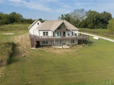 21815 187th St, Tonganoxie, KS, 66086