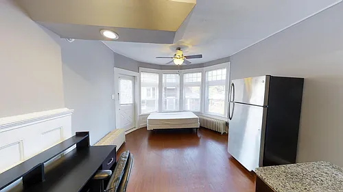 115 Comstock Ave #8 Photo 1