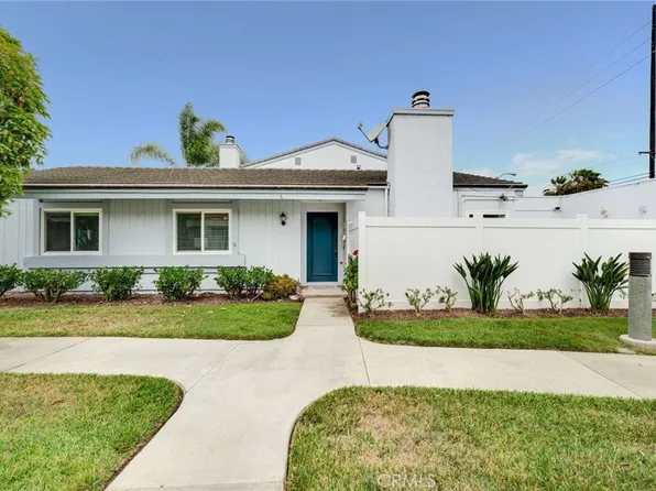 7065 Seawind Dr, Long Beach, CA 90803