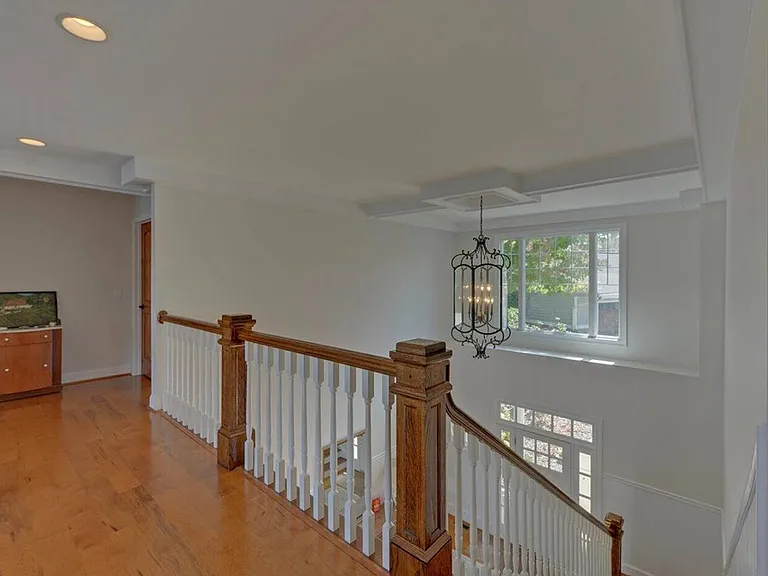 1951 Island View Dr — Photo 23