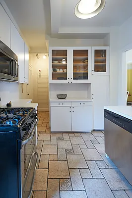 Sold by SKNY | media 13