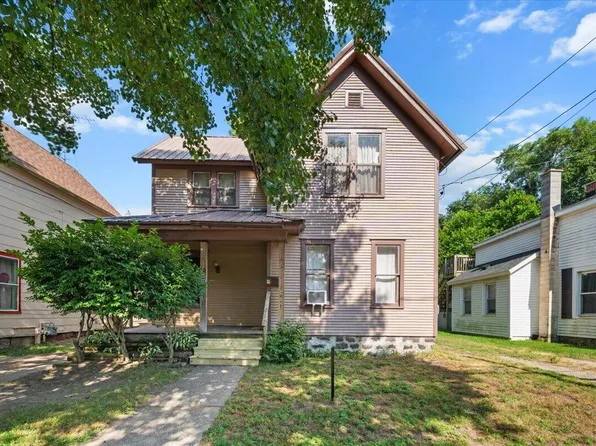 50 S Union St, Sparta, MI 49345