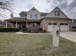 3105 Countrybend Ln, Champaign, IL 61822