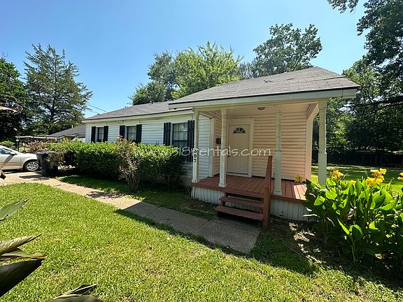 2nd image of 307 Waller Ave